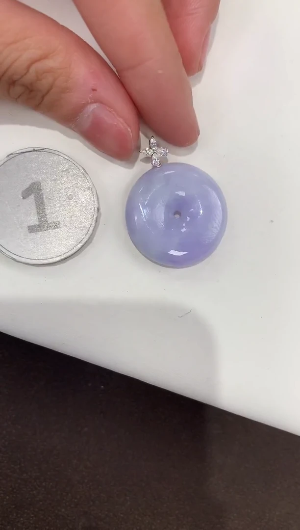 颈饰18K金镶嵌翡翠天然缅甸A货翡翠