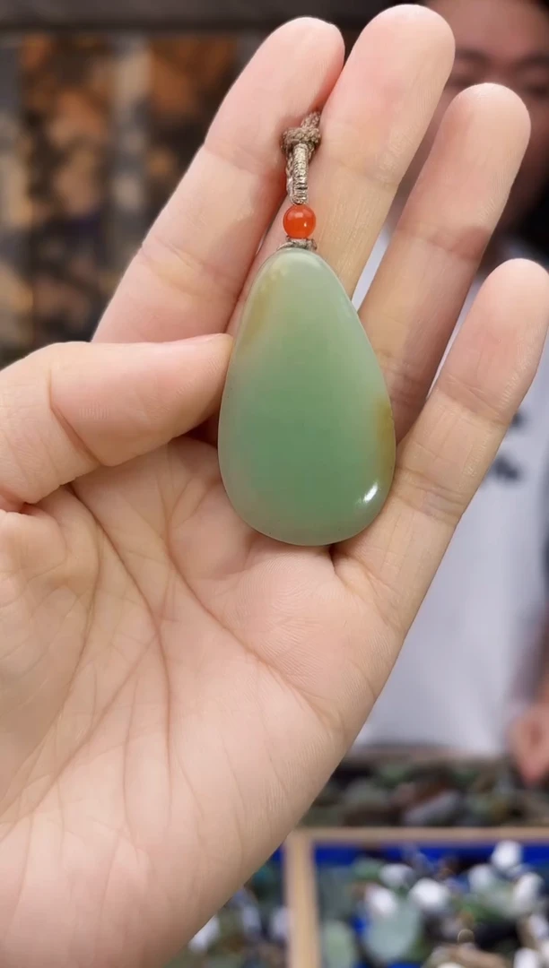 和田玉未镶嵌挂件拍一发一