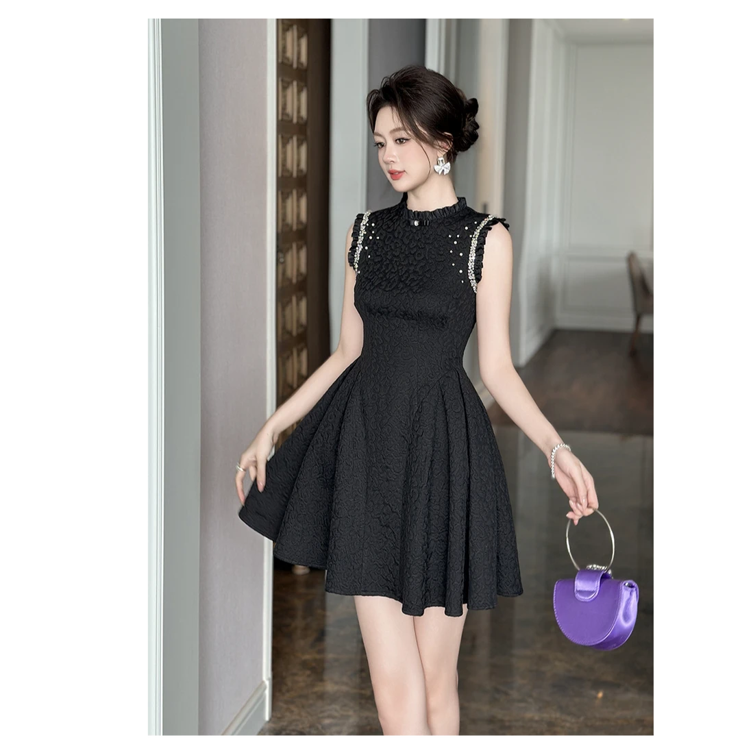 法式小香风黑色无袖连衣裙夏季2025新款女气质收腰显瘦裙子小黑裙