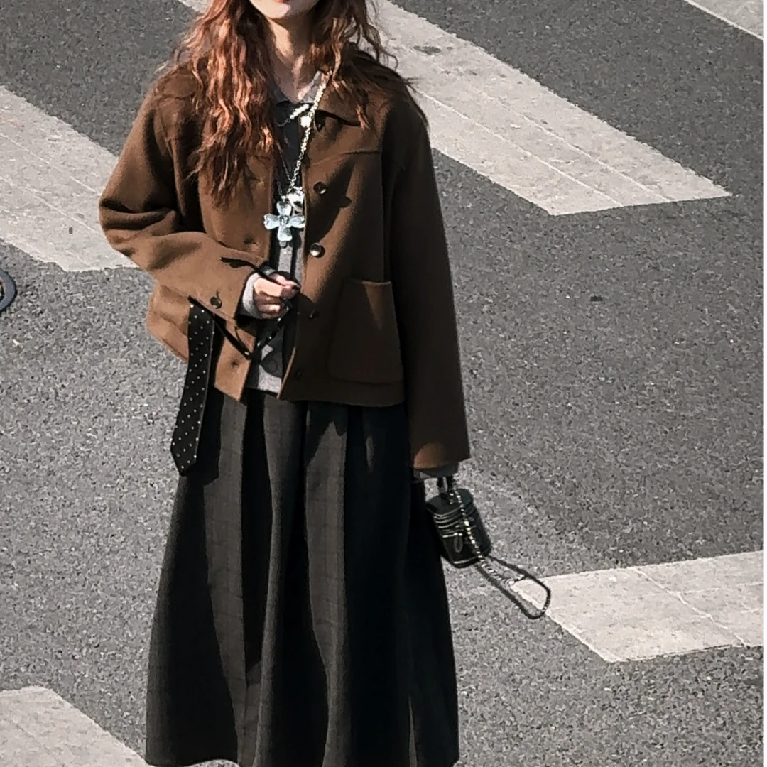 BDN秋冬 午茶小调*韩版山羊绒桑蚕丝方领短款宽松绵羊毛大衣