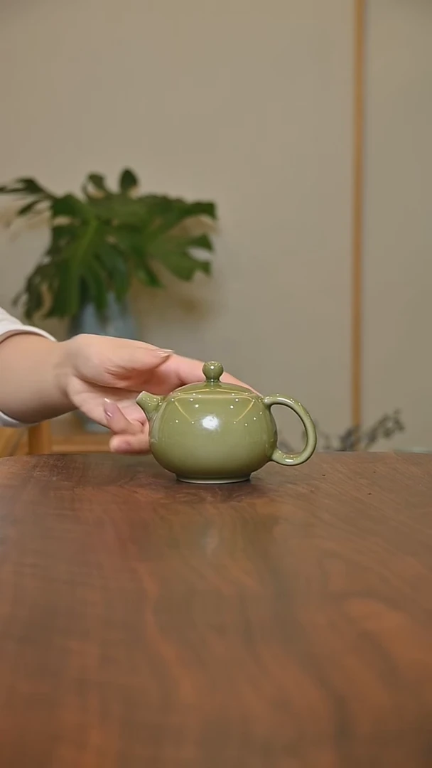 53#西施壶 矿石釉 微瑕 朱家汝窑款