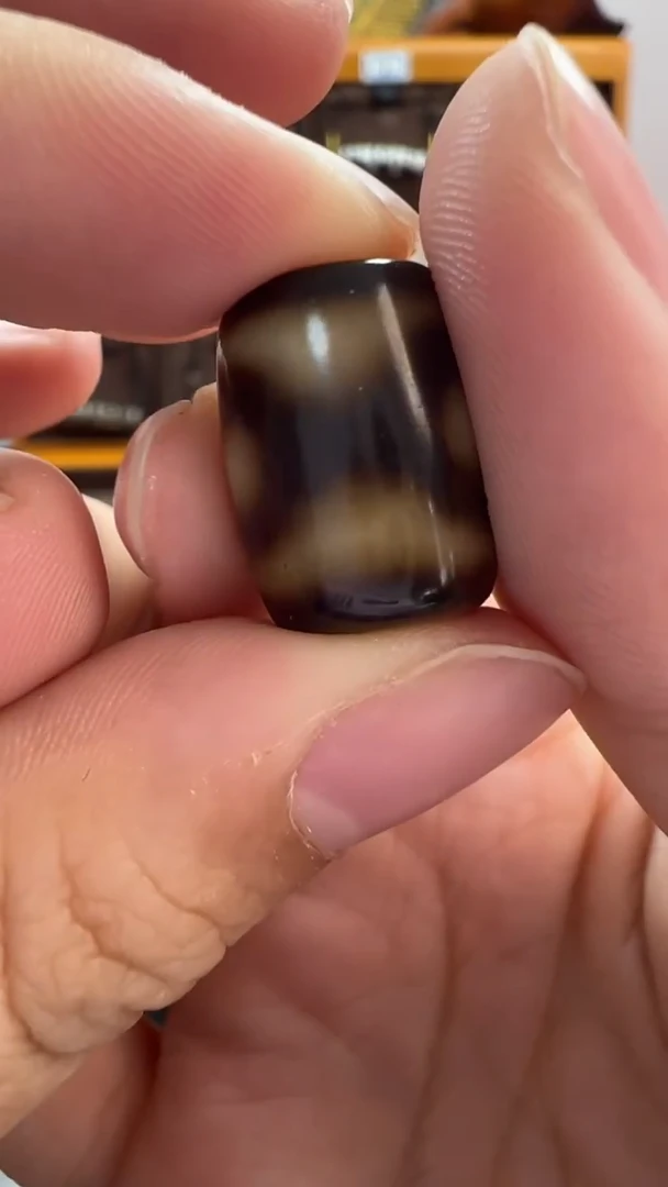 玛瑙/玉髓（覆膜）颈饰未镶嵌63.（微瑕随机发货）