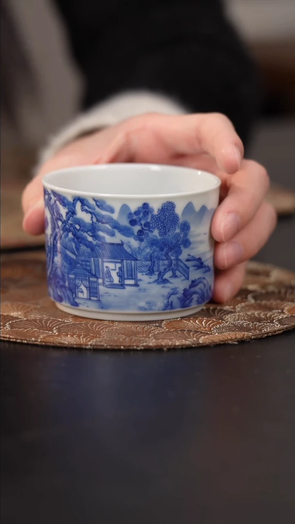 【闪购商品】杯看山柴窑青花贞寿堂