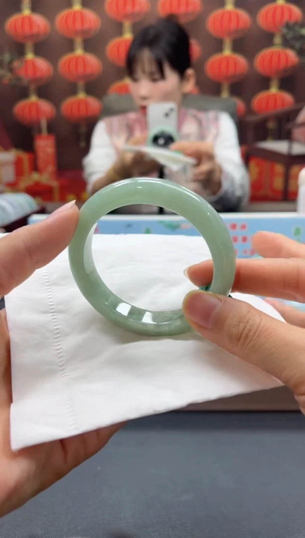 【闪购商品】翡翠手镯未镶嵌00003106