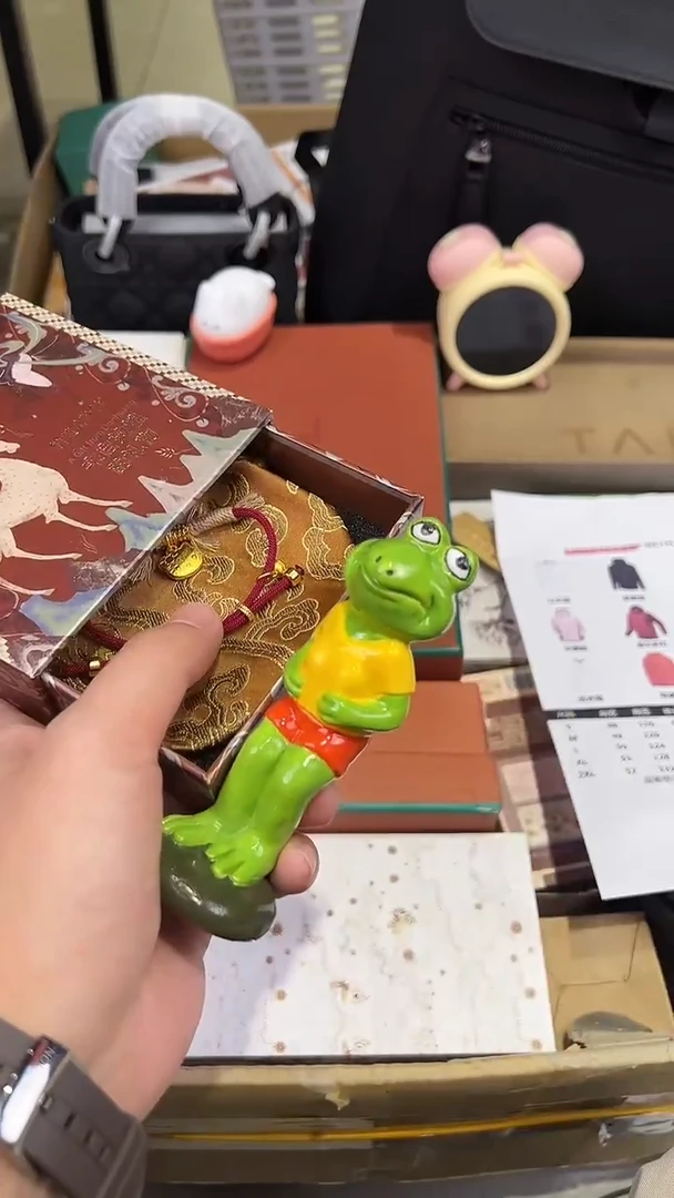 瓷片KT手链.....