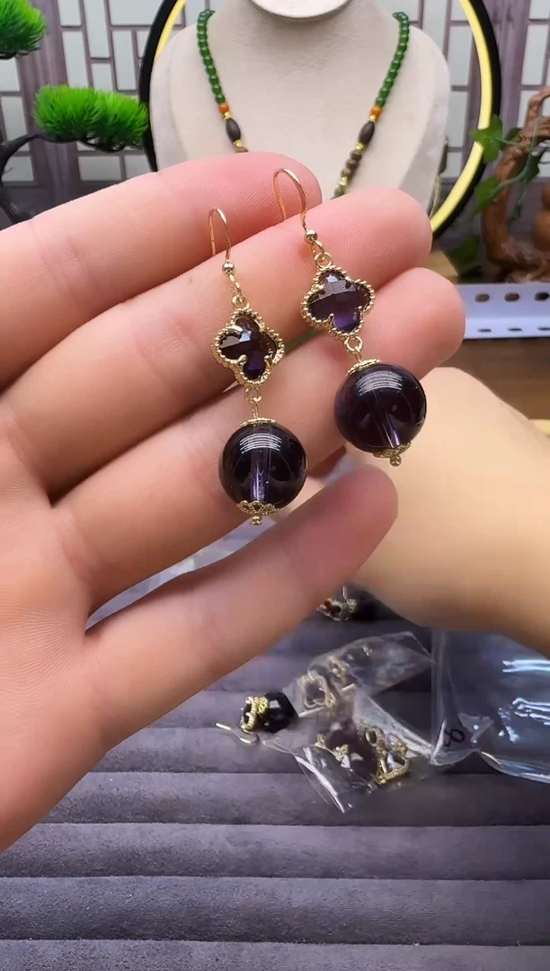 14K金镶嵌耳饰紫晶E63