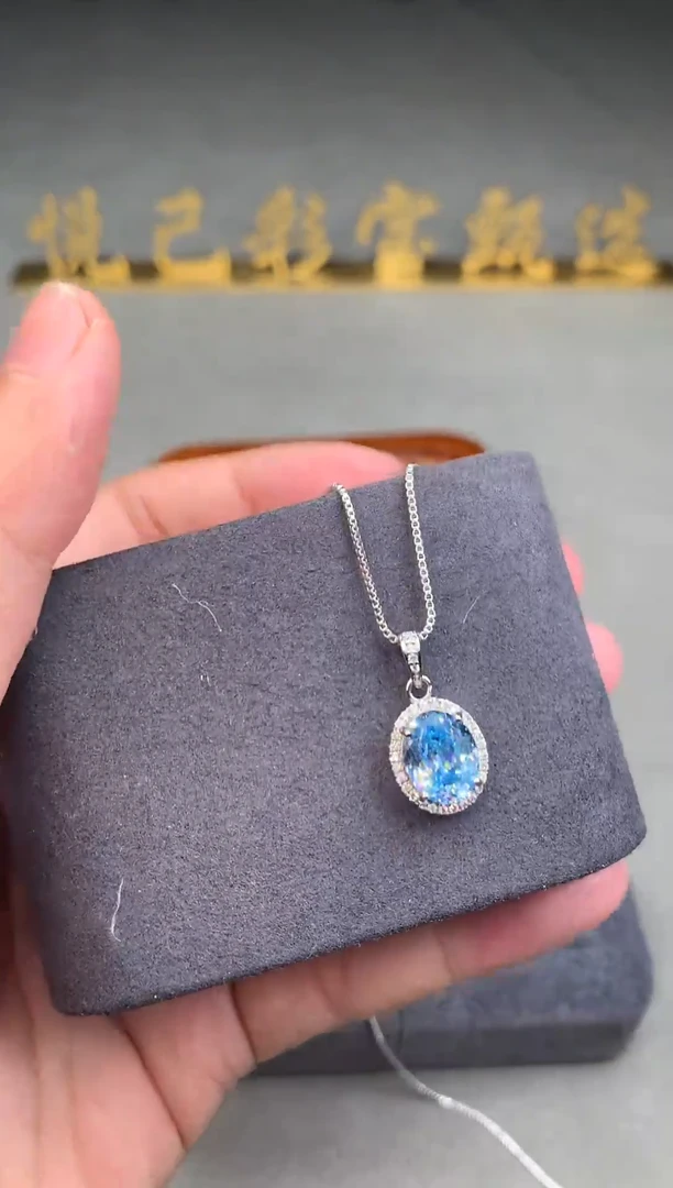银S925镶嵌颈饰海蓝宝石1111