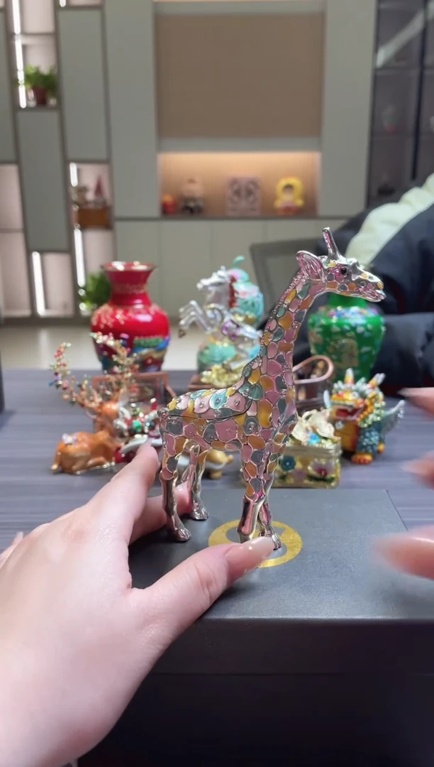 珐琅彩七宝烧首饰盒