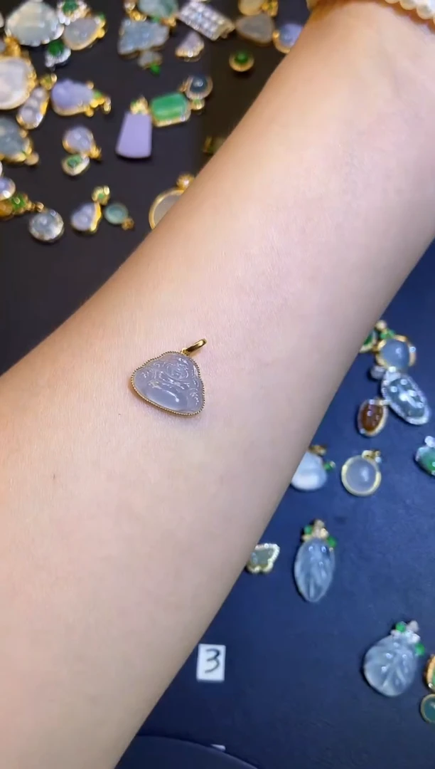 吊坠(不含链)18K金镶嵌翡翠毛*1