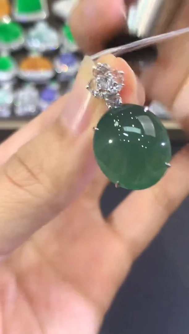 吊坠(不含链)18K金镶嵌翡翠C153