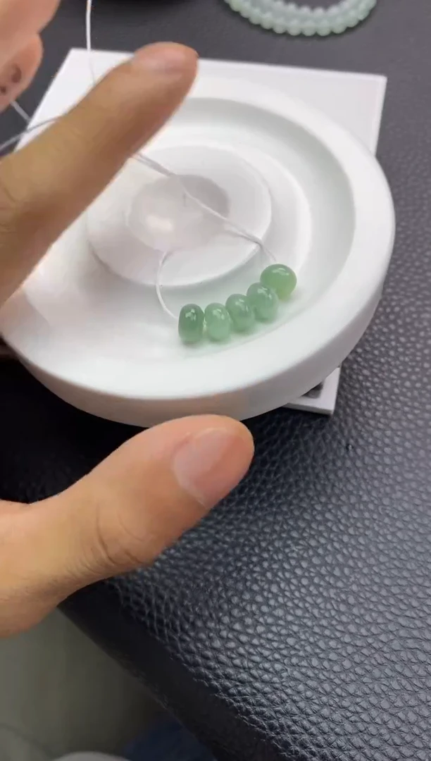 翡翠散珠51天然A货翡翠散珠卡