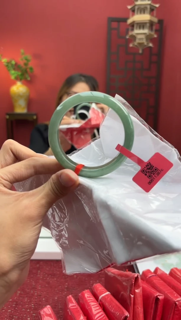 未镶嵌手镯翡翠翡翠手镯12