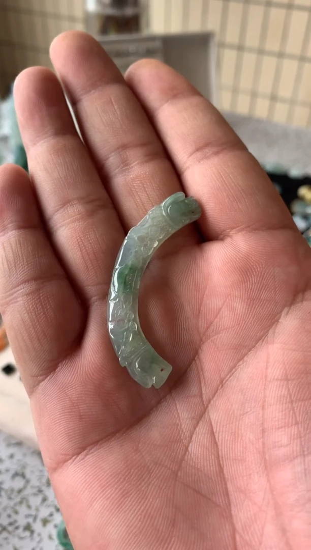 【闪购商品】翡翠吊坠(不含链)未镶嵌88888888888