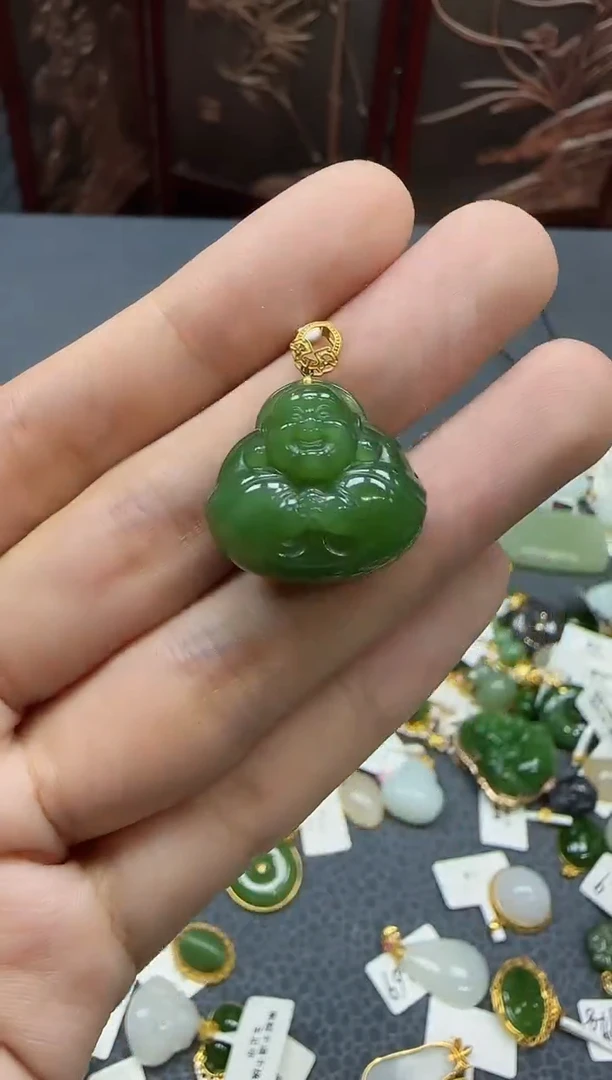 和田玉18K金镶嵌挂件1