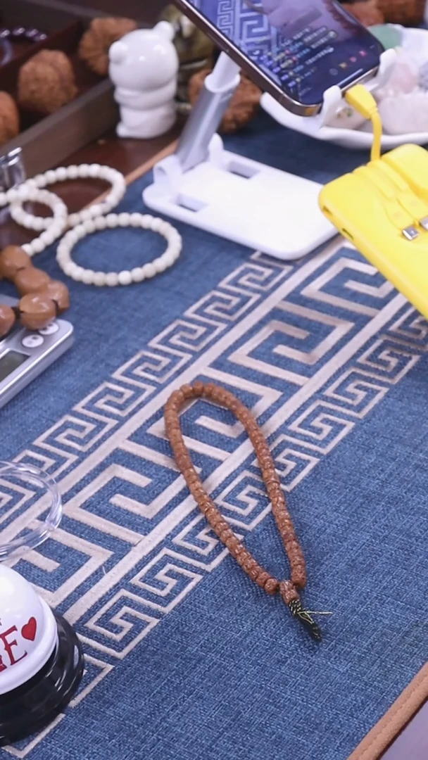 龙眼菩提吊坠佛手手持无暇