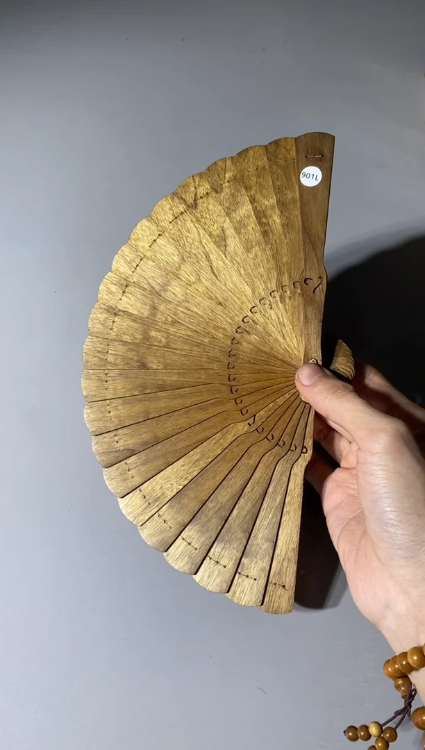 【闪购商品】金丝楠木雕901号15cm金丝楠木小叶桢楠扇子