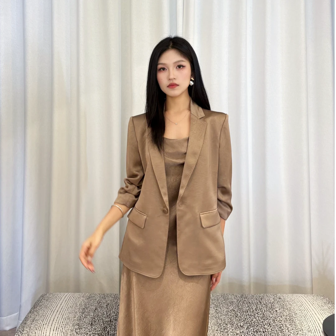 AMASS/阿玛施【流光溢彩】26早春高智职场雅丹风高定西服外套540069