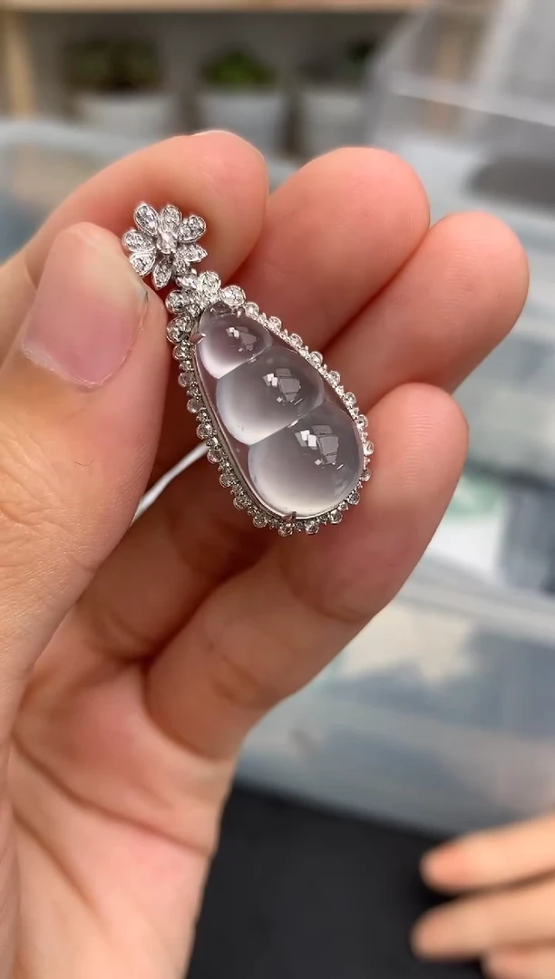 翡翠18K金镶嵌颈饰模式推广期48小时鉴赏期