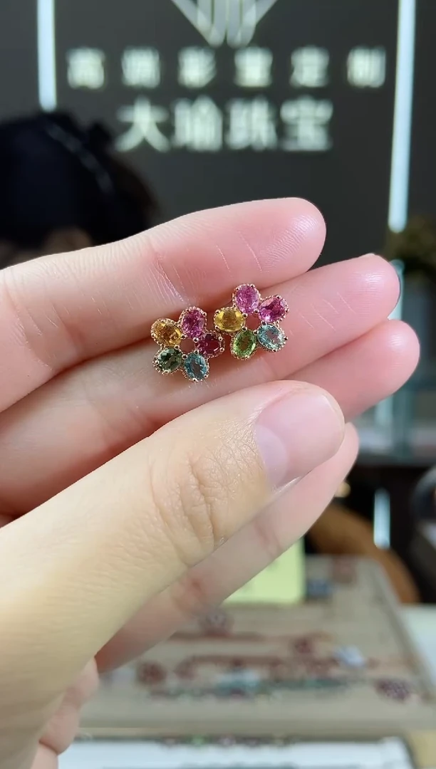 【闪购商品】碧玺耳饰银S925镶嵌耳饰