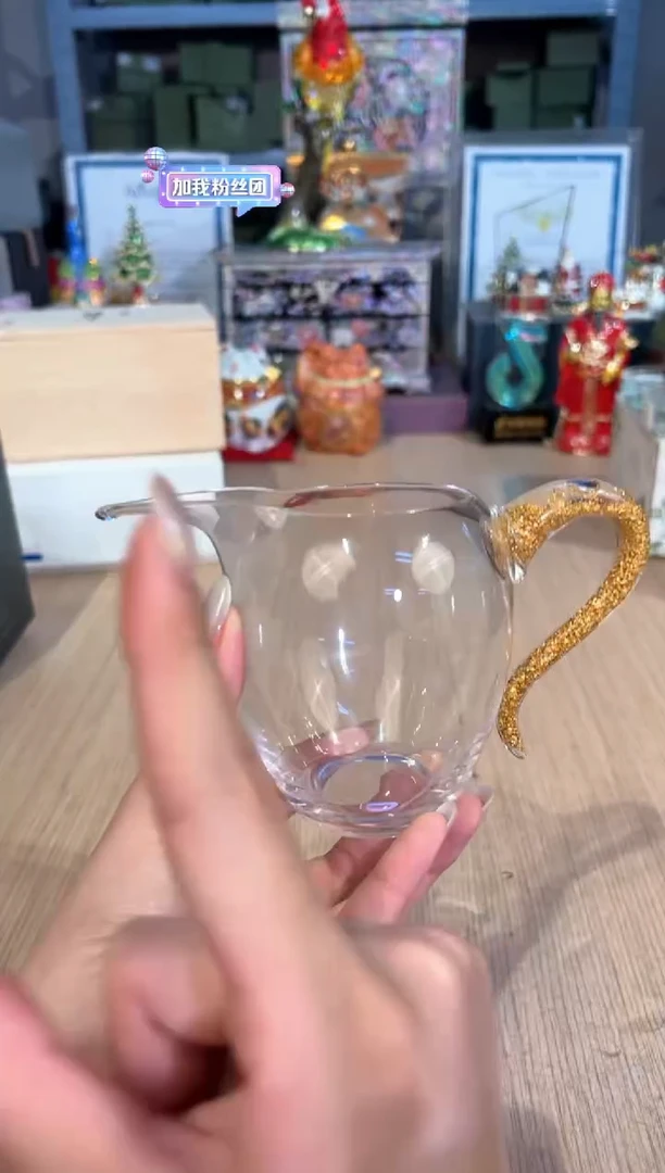 【闪购商品】杯49金箔公道（对图）