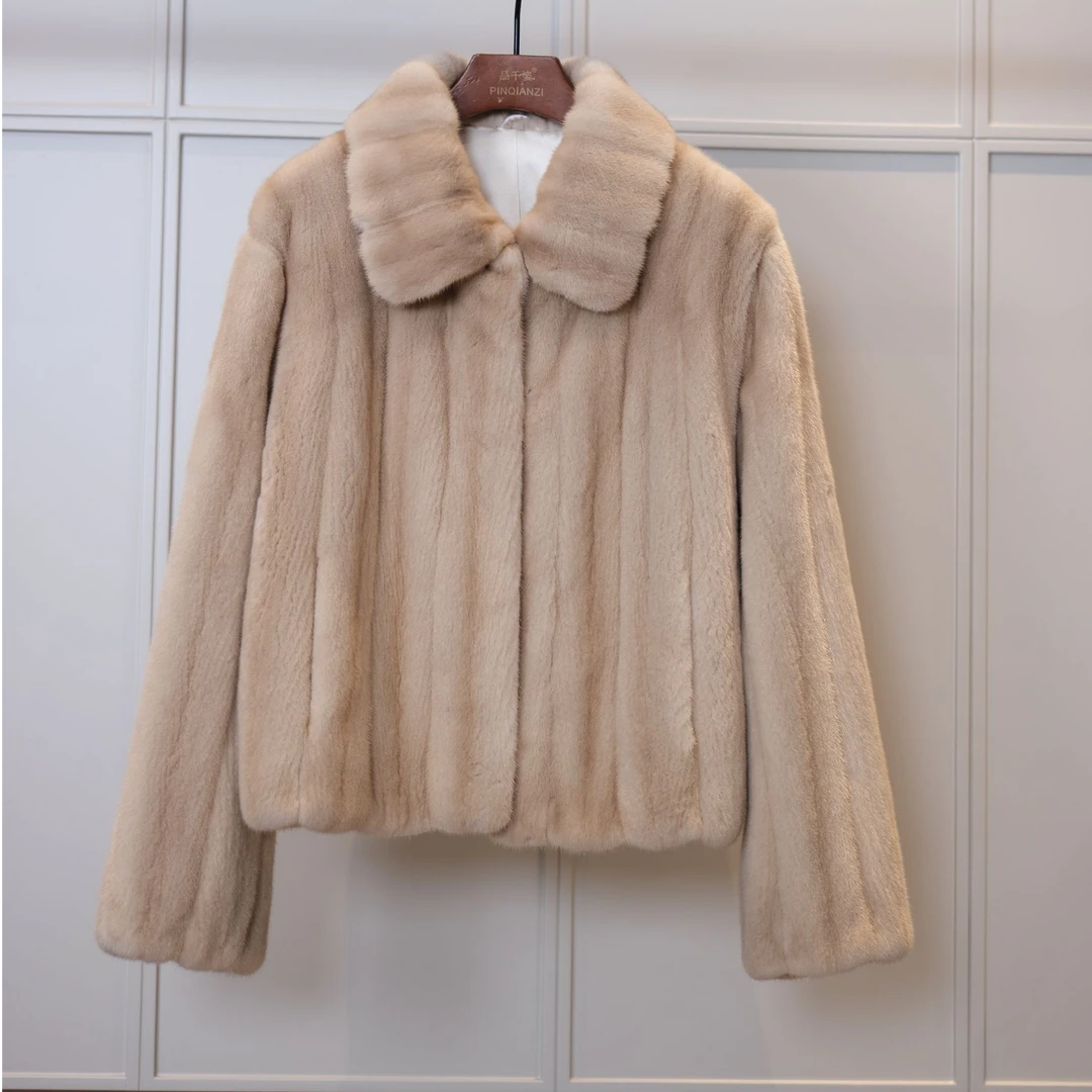 品千姿 精致米黄本色水貂翻领短款抽刀小母貂冬季皮草外套211