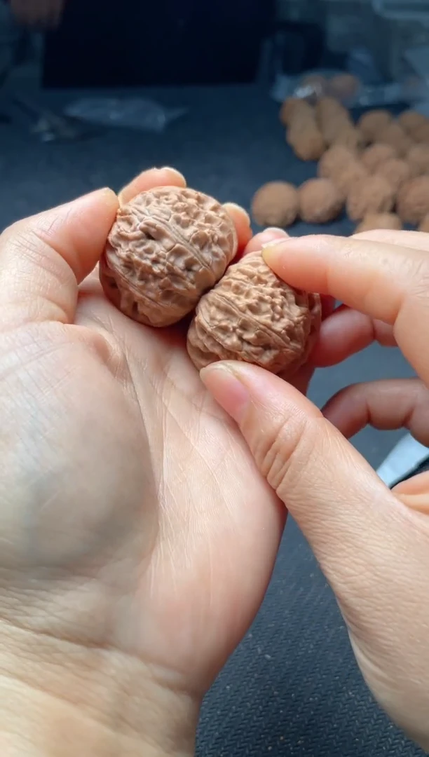 把件文玩核桃w28  白狮子 38尺