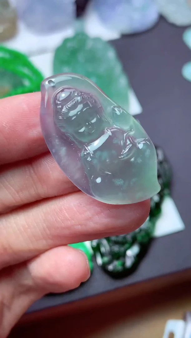 翡翠未镶嵌颈饰天然翡翠A货 天然翡翠A货 多样性发货 发其一