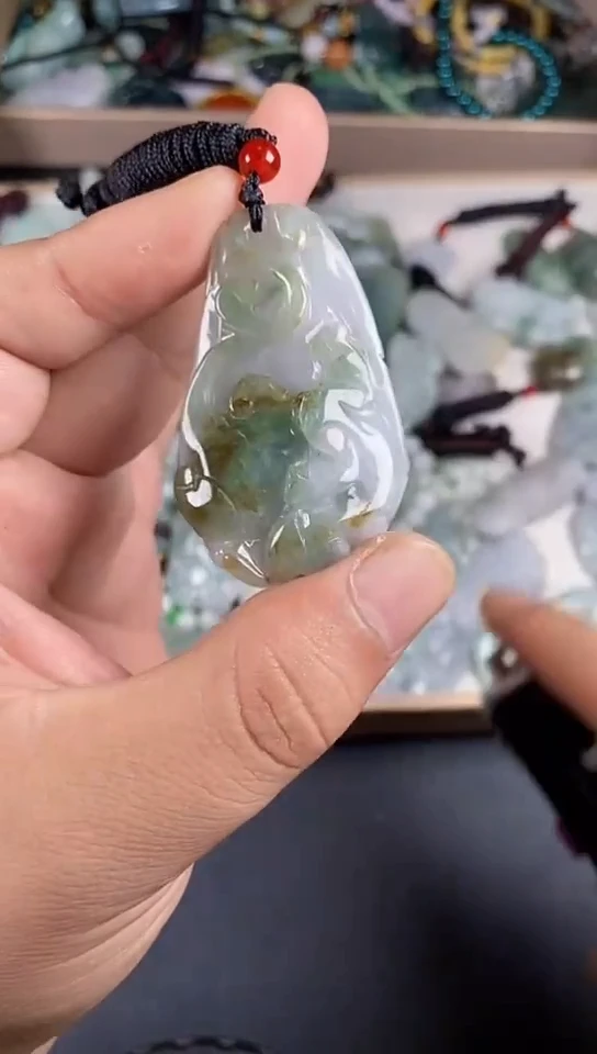 翡翠未镶嵌颈饰天然翡翠