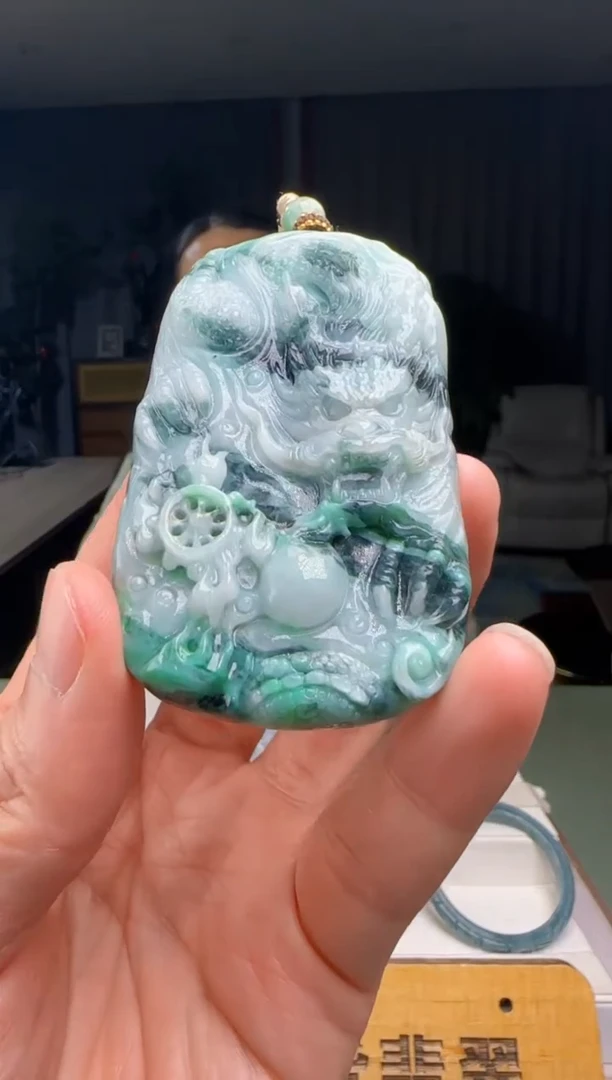 【闪购商品】翡翠吊坠(不含链)未镶嵌DY@@WS1WX27369