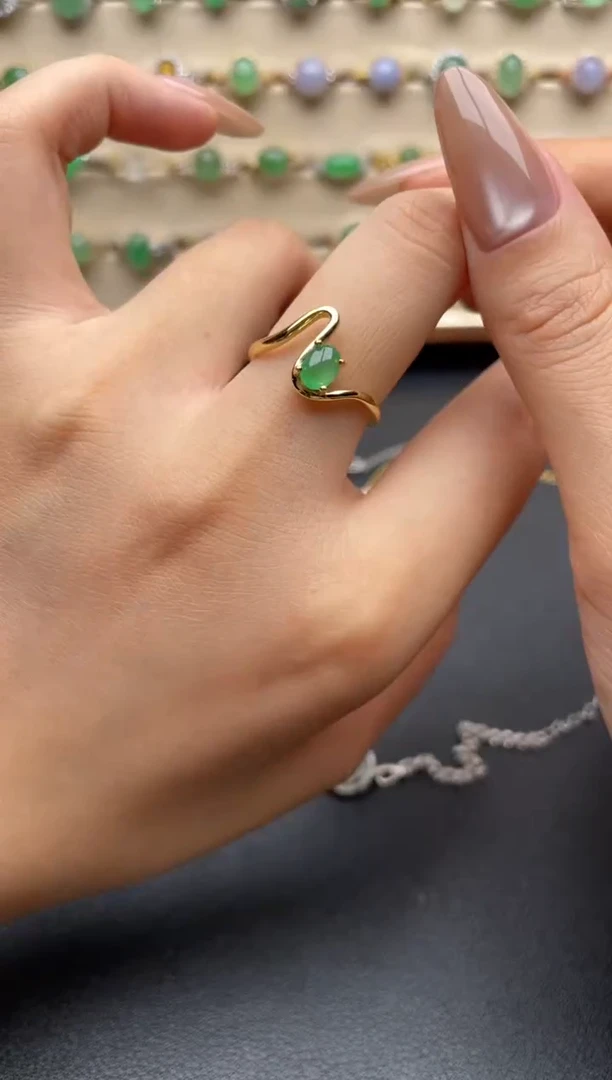 银S925镶嵌戒指翡翠一物一证一礼盒