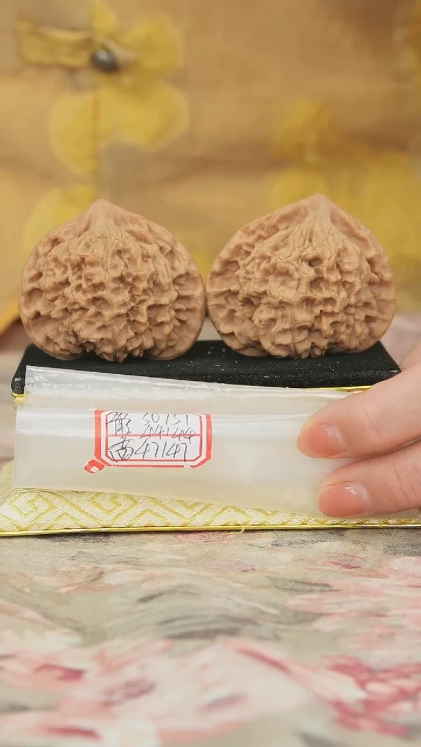 文玩核桃把件官帽