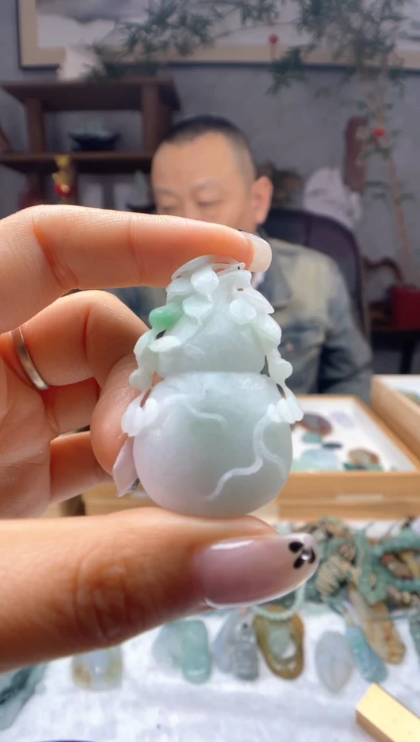 定制翡翠未镶嵌葫芦