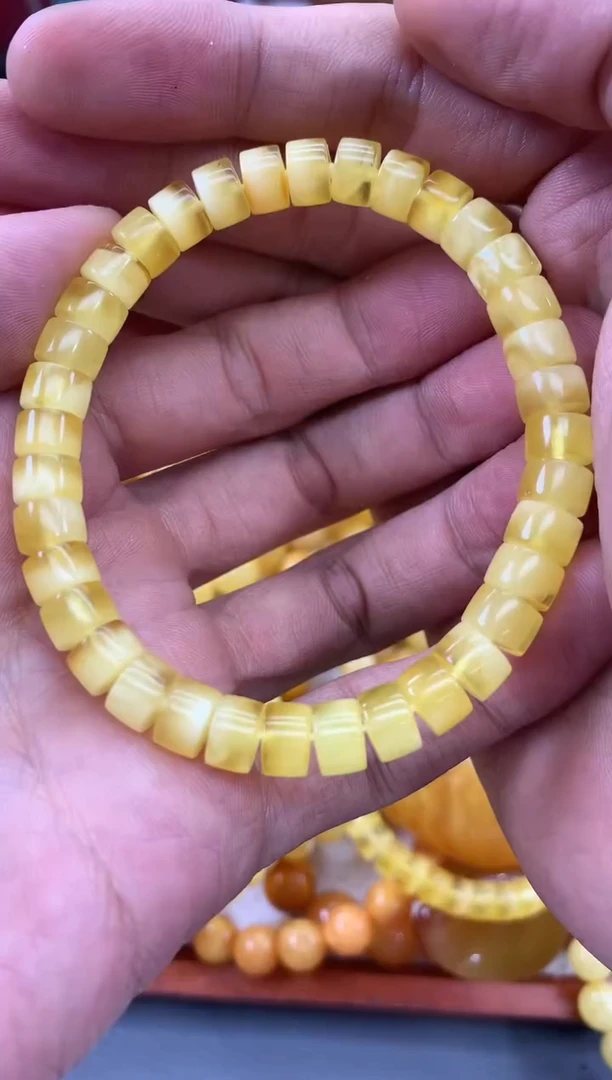 未镶嵌蜜蜡裸石手串