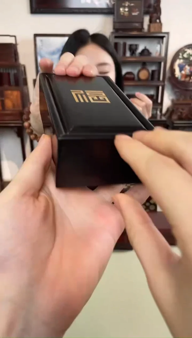 紫檀木类成套家具抽拉盒子