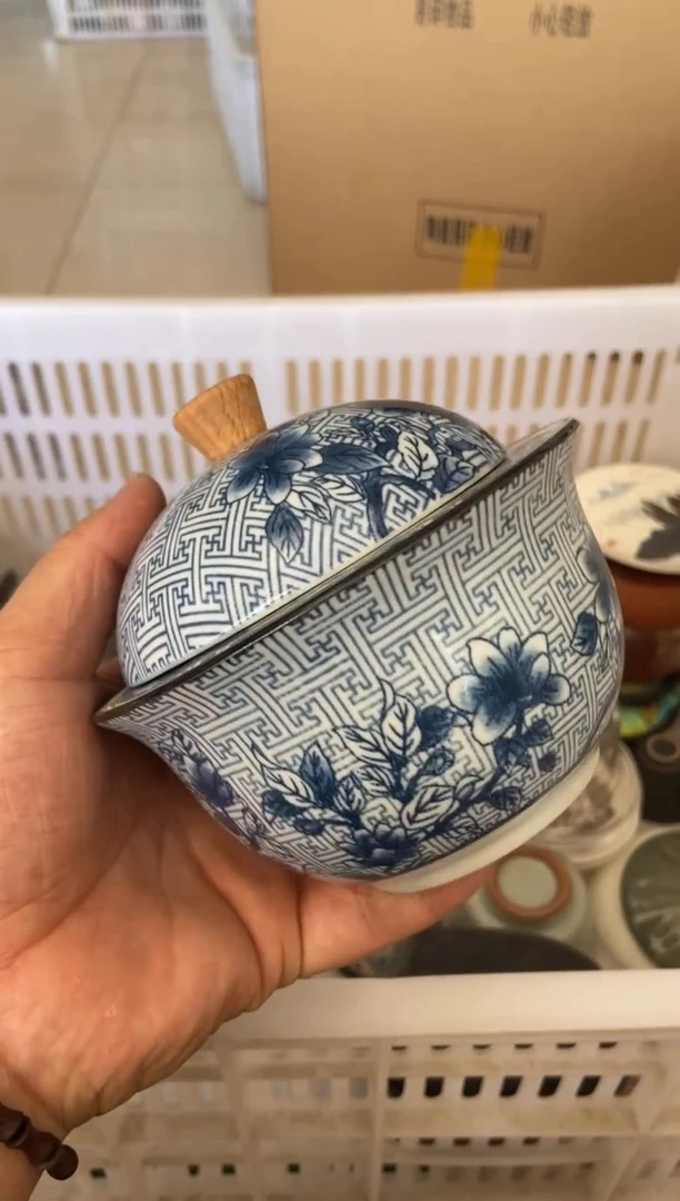 杯无运费险有瑕疵的摄影的产品有使用过的痕迹有点脏介意勿拍