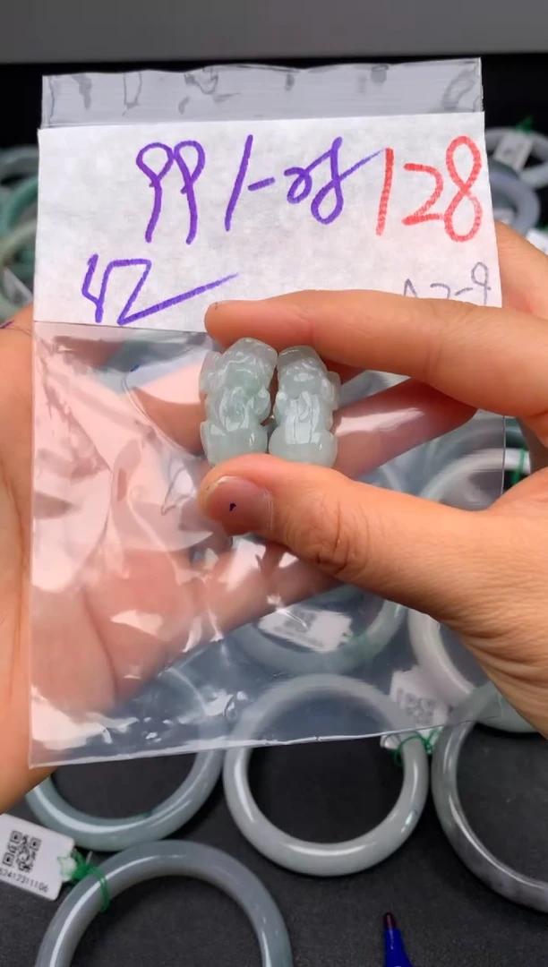 【闪购商品】定制翡翠未镶嵌毛货需精细抛光+多样性发货拍一发一