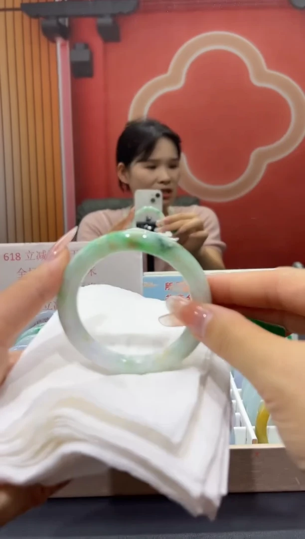 翡翠手镯未镶嵌00008552