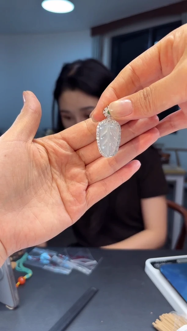 颈饰未镶嵌翡翠0071872