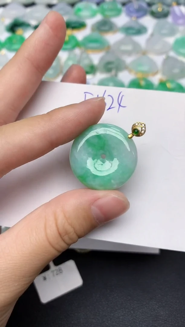 颈饰未镶嵌翡翠 天然缅甸A货翡翠百元以上9元证书费自理