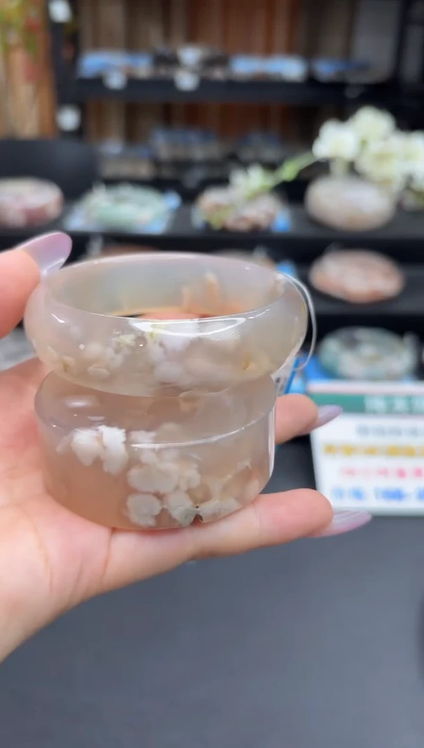 未镶嵌手镯石英质玉A487(55圈赠送镯心)