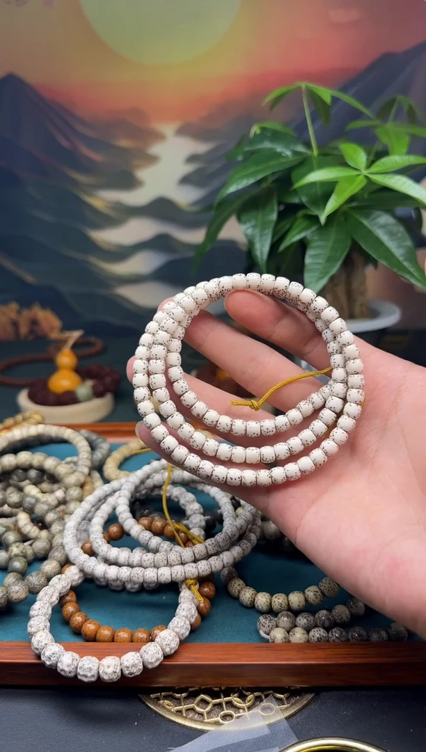 星月菩提手串原白原脂【直切脖挂 尺寸7左右】