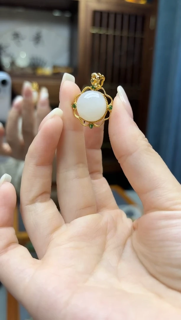 颈饰银S925镶嵌和田玉s925银和田玉单珠吊坠SC赠链