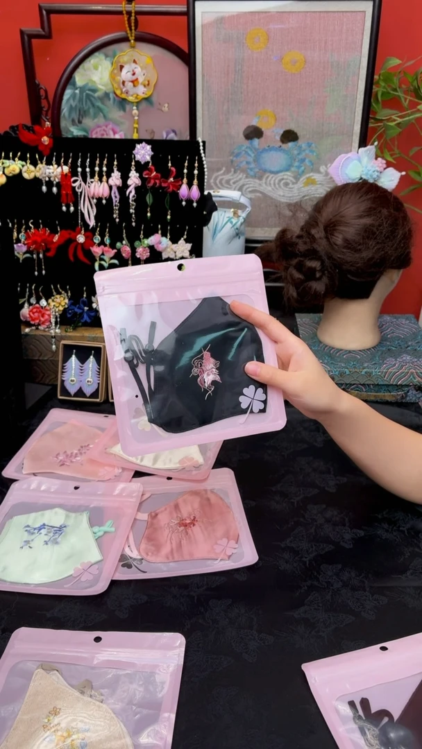 刺绣雨*非遗苏绣手工饰品