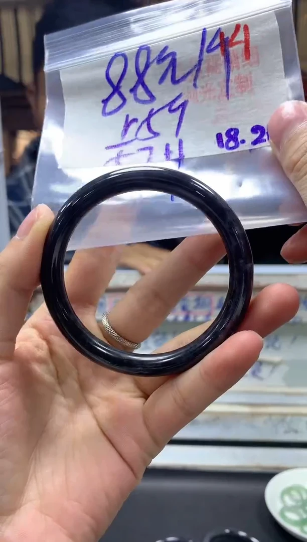 【闪购商品】定制翡翠未镶嵌毛货需精细抛光+14多样性手镯+88元