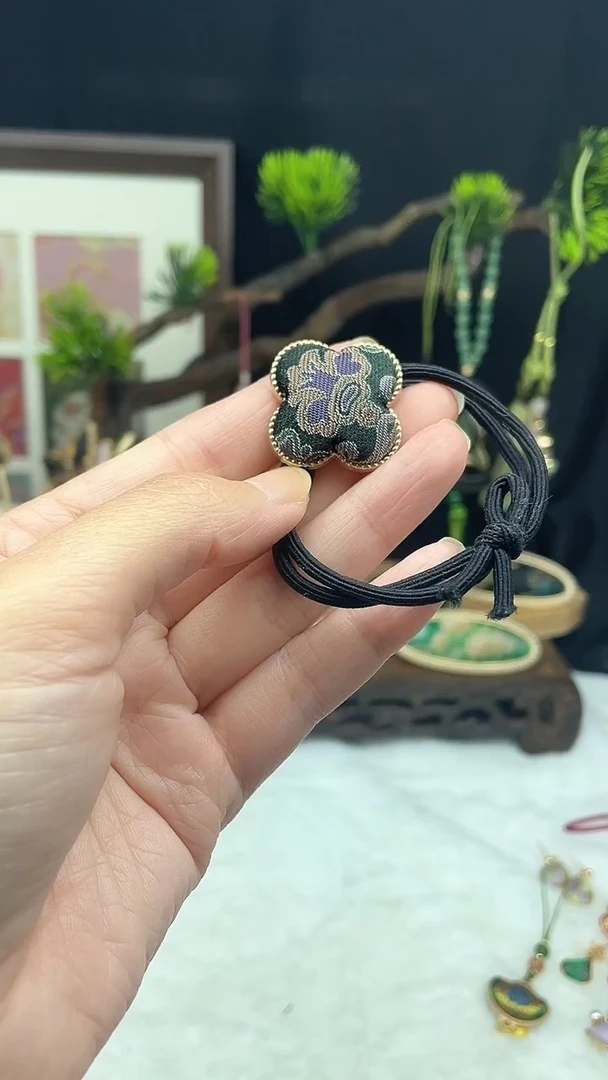 铁合金皮质非遗宋锦 匠心闪购