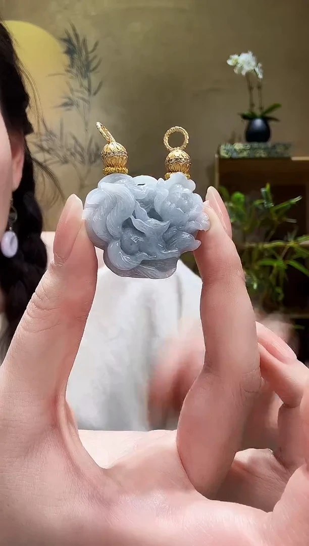 颈饰未镶嵌翡翠吊坠