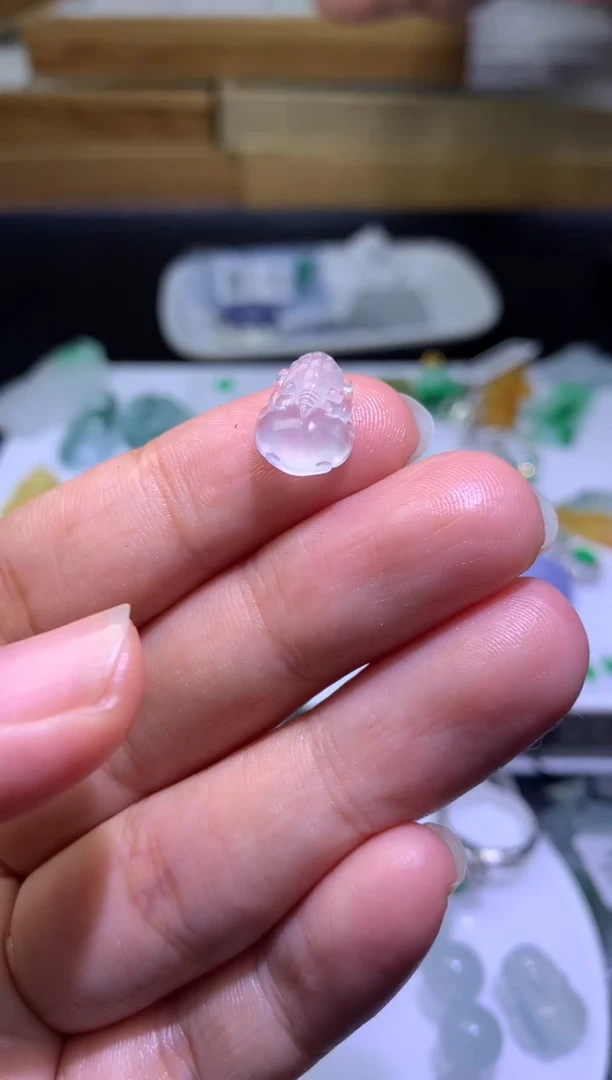 未镶嵌定制翡翠毛货