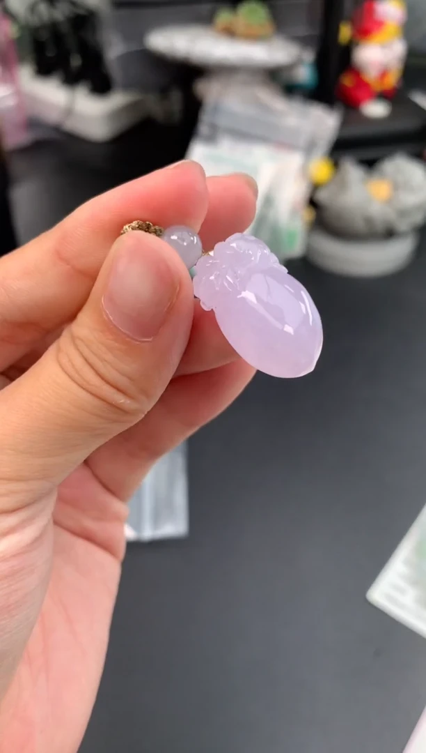 未镶嵌挂件翡翠48小时鉴赏期 退货不扣服务费