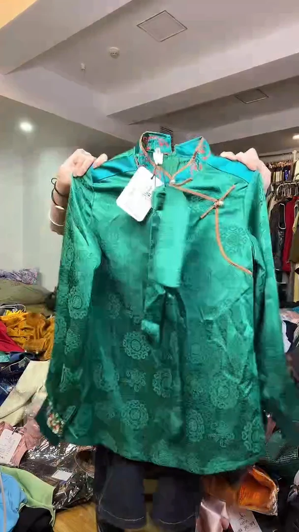 衬衣       M码       80-105斤（福利）（没有吊牌）