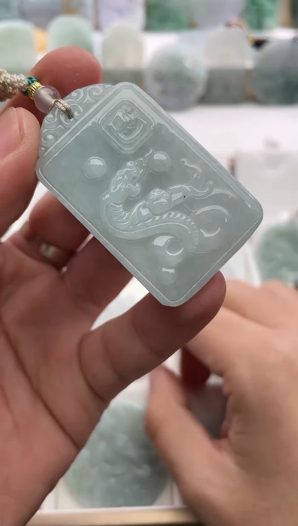 【闪购商品】翡翠颈饰未镶嵌..../3/6/ 141